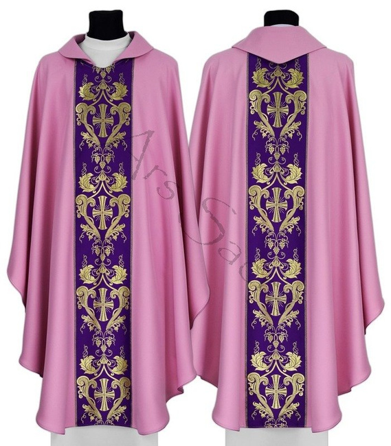 Gothic Chasuble 022-R